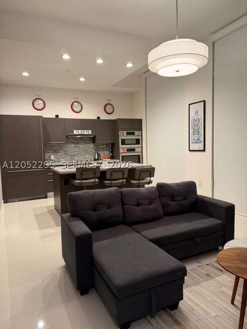7875 NW 107th Ave 812, Doral FL - photo 8 of 20