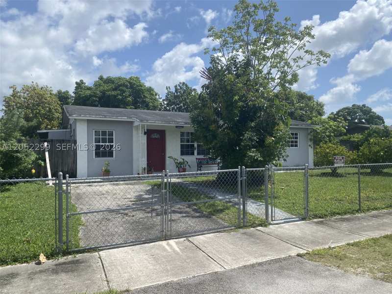3 bedroom SingleFamilyResidence at 15061 SW 299th St, Kingswood Manor, Homestead — photo 1