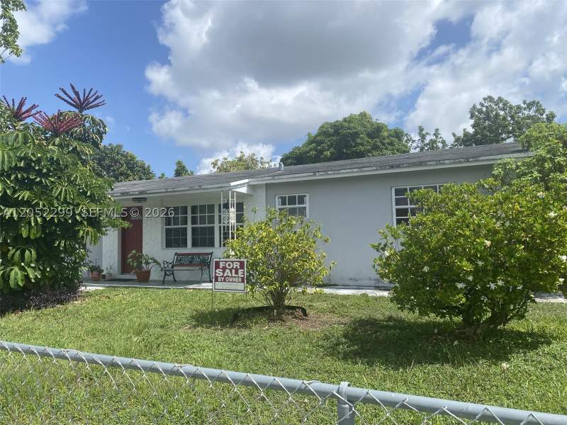 3 bedroom SingleFamilyResidence at 15061 SW 299th St, Kingswood Manor, Homestead — photo 2