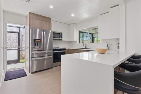 10626 SW 148th Ave Dr, Miami FL - photo 15 of 50