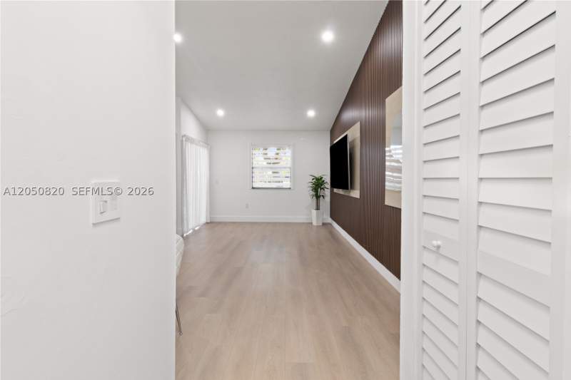 4 bedroom SingleFamilyResidence at 10626 SW 148th Ave Dr, Juniper At The Hammocks, Miami — photo 4