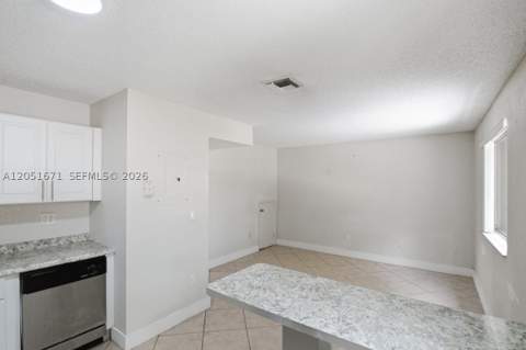 15250 SW 134th Pl 110, Miami FL - photo 10 of 29