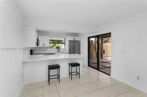 14213 SW 94th Cir Ln 104-8, Miami FL - photo 9 of 37