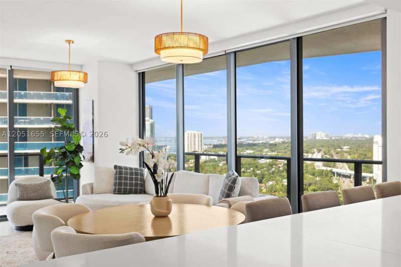 3 bedroom Condominium at 1300 S Miami Ave 2206, 1300 S Miami Avenue Condo, Miami — photo 1