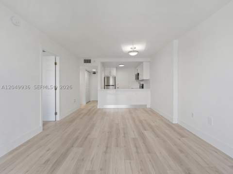 401 Ocean Dr 403, Miami Beach FL - photo 8 of 38