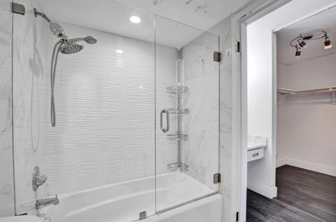 301 174th Street 1401, Sunny Isles Beach FL - photo 8 of 15