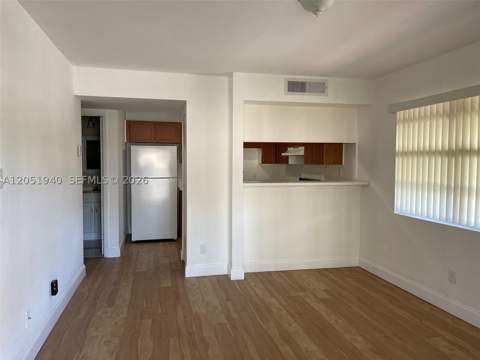 15290 SW 106th Ln 317, Miami FL - photo 7 of 24