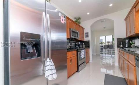 16588 SW 44 Street, Kendall FL - photo 10 of 15