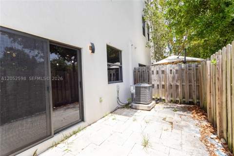 10407 NW 82nd St 12, Doral FL - photo 19 of 64