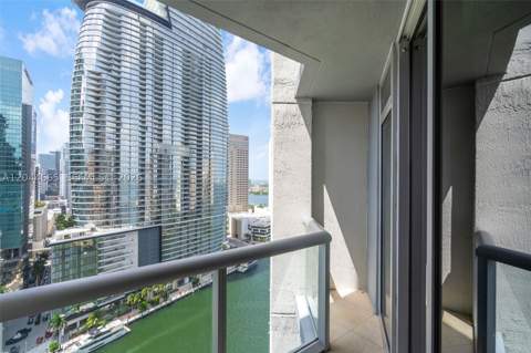 475 Brickell Ave 2508, Miami FL - photo 12 of 23
