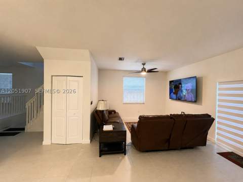 2523 SE 26th Ter, Homestead FL - photo 12 of 35