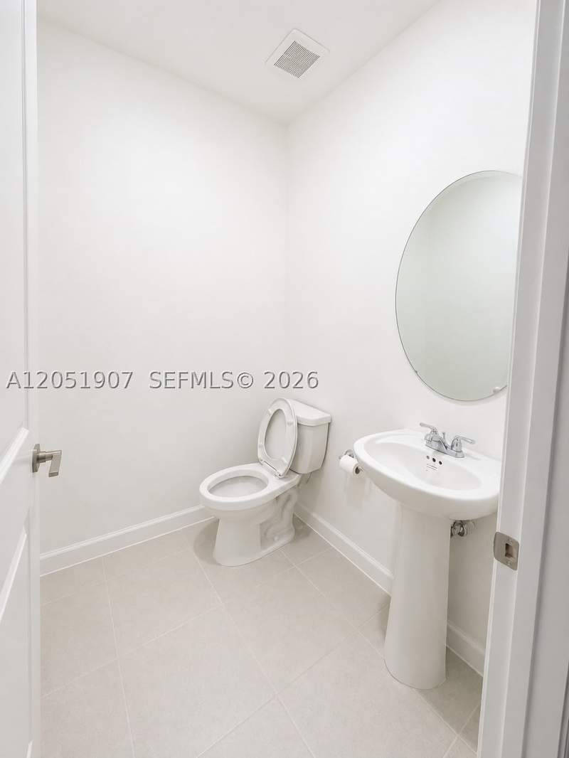 3 bedroom SingleFamilyResidence at 2523 SE 26th Ter, Keys Gate Subdivision, Homestead — photo 5