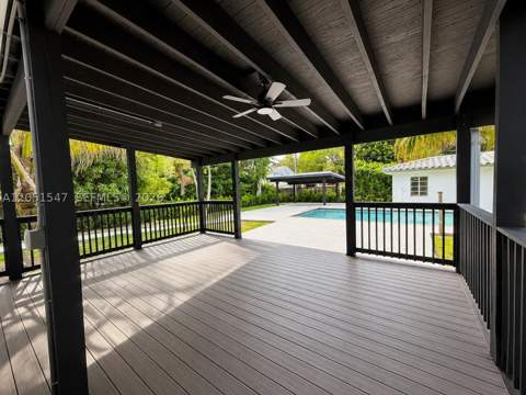 859 NE 115th St, Biscayne Park FL - photo 11 of 30