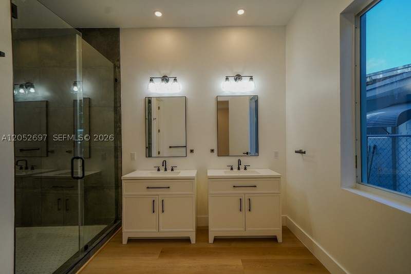 4 bedroom SingleFamilyResidence at 112 NW 24th Ct, Glenroyal Sub, Miami — photo 4