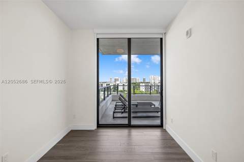 2960 NE 207th St 811, Aventura FL - photo 23 of 32