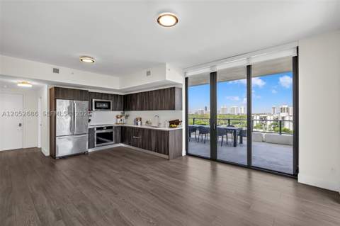 2960 NE 207th St 811, Aventura FL - photo 6 of 32