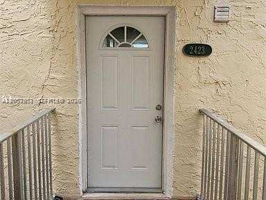 2 bedroom Condominium at 10000 NW 80th Ct 2423, Samari Lake East Condo, Hialeah Gardens — photo 1