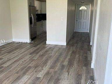 2 bedroom Condominium at 10000 NW 80th Ct 2423, Samari Lake East Condo, Hialeah Gardens — photo 4