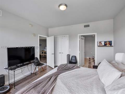 888 Biscayne Blvd 309, Miami FL - photo 14 of 44