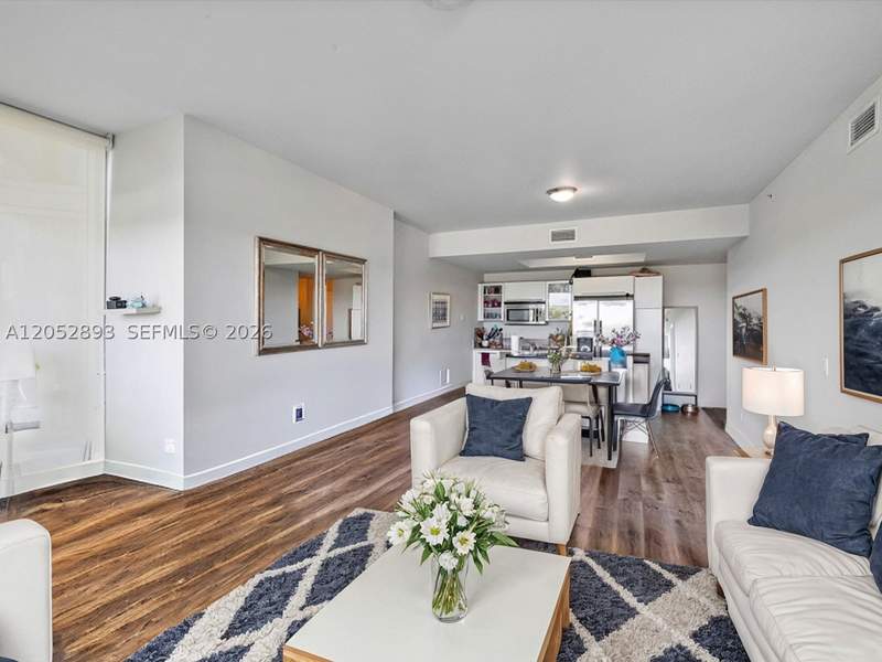 1 bedroom Condominium at 888 Biscayne Blvd 509, Marinablue Condo, Miami — photo 3