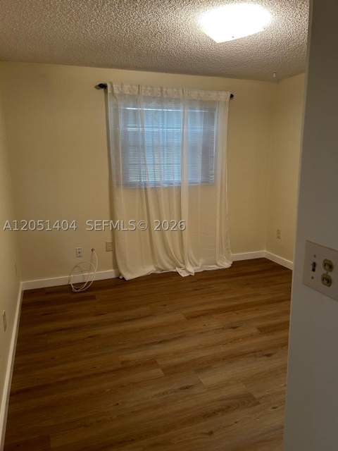 6524 NW 188th Ln, Hialeah FL - photo 17 of 23