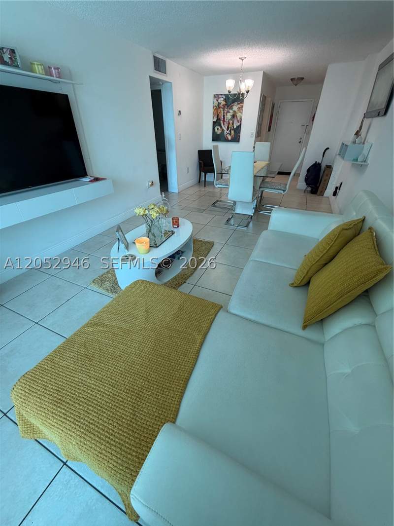 1 bedroom Condominium at 1805 Sans Souci Blvd 320, Bayview Palms Condo, North Miami — photo 4