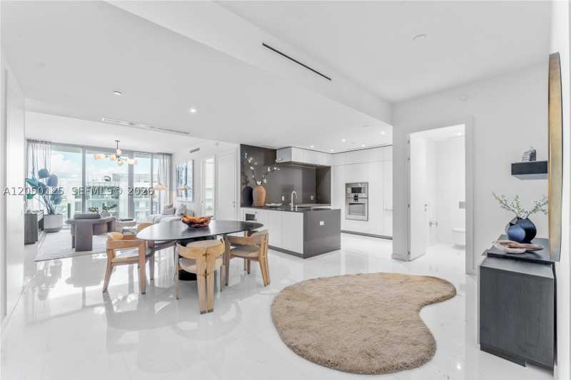 2 bedroom Condominium at 300 Biscayne Blvd Way 4309, Aston Martin Residences, Miami — photo 1