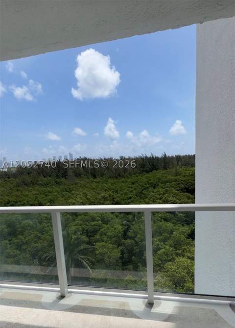 14951 Royal Oaks Ln 808, North Miami FL - photo 12 of 17
