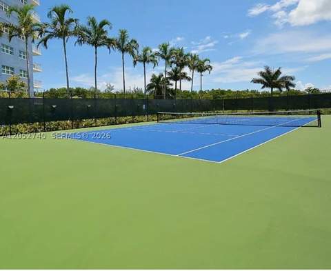 14951 Royal Oaks Ln 808, North Miami FL - photo 14 of 17