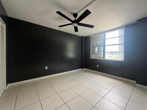15600 NW 7th Avenue 303, Miami FL - photo 18 of 21