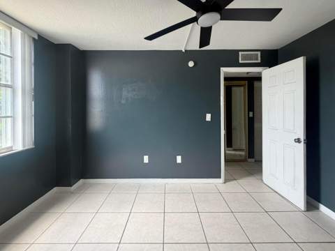 15600 NW 7th Avenue 303, Miami FL - photo 19 of 21