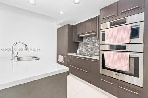 7751 NW 107th Ave 422, Doral FL - photo 11 of 38
