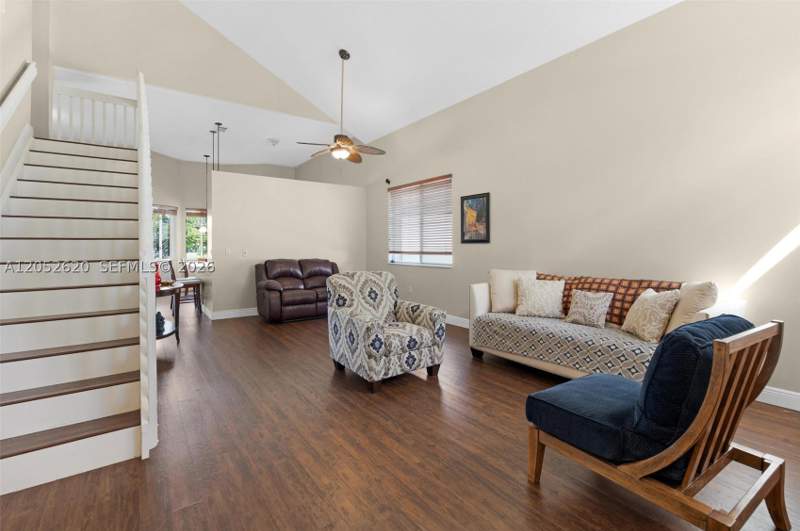 4 bedroom SingleFamilyResidence at 2002 SE 17th Ave, Keys Landing, Homestead — photo 4
