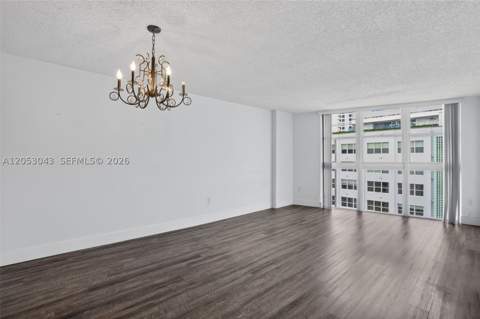 1228 West Ave 1405, Miami Beach FL - photo 13 of 37