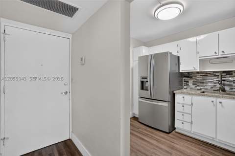 1228 West Ave 1405, Miami Beach FL - photo 6 of 37