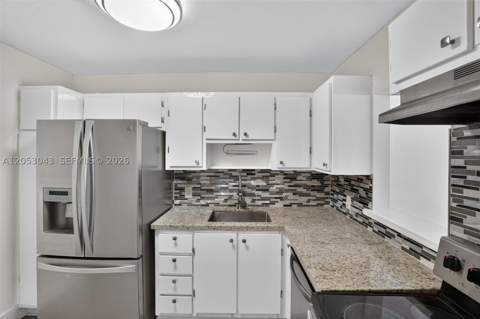 1228 West Ave 1405, Miami Beach FL - photo 7 of 37