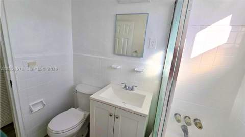 660 84th St 39, Miami Beach FL - photo 8 of 16