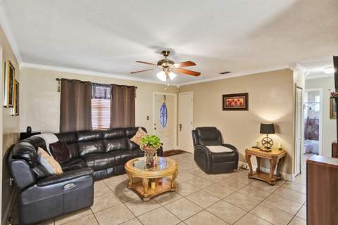18800 NW 43rd Avenue, Miami Gardens FL - photo 20 of 48