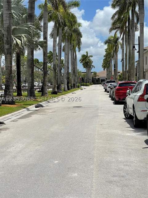 4576 NW 83rd Path, Doral FL - photo 15 of 16