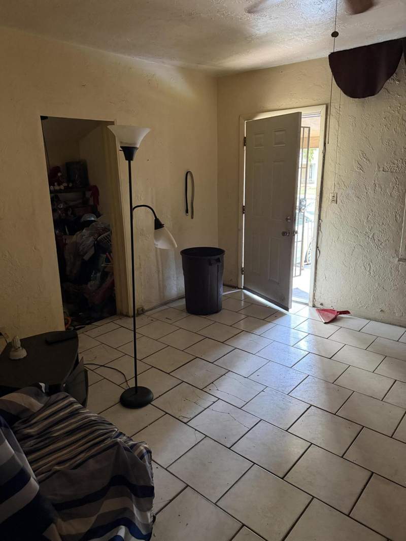 2 bedroom SingleFamilyResidence at 1280 NW 51st Street, Palm Park Amd, Miami — photo 2