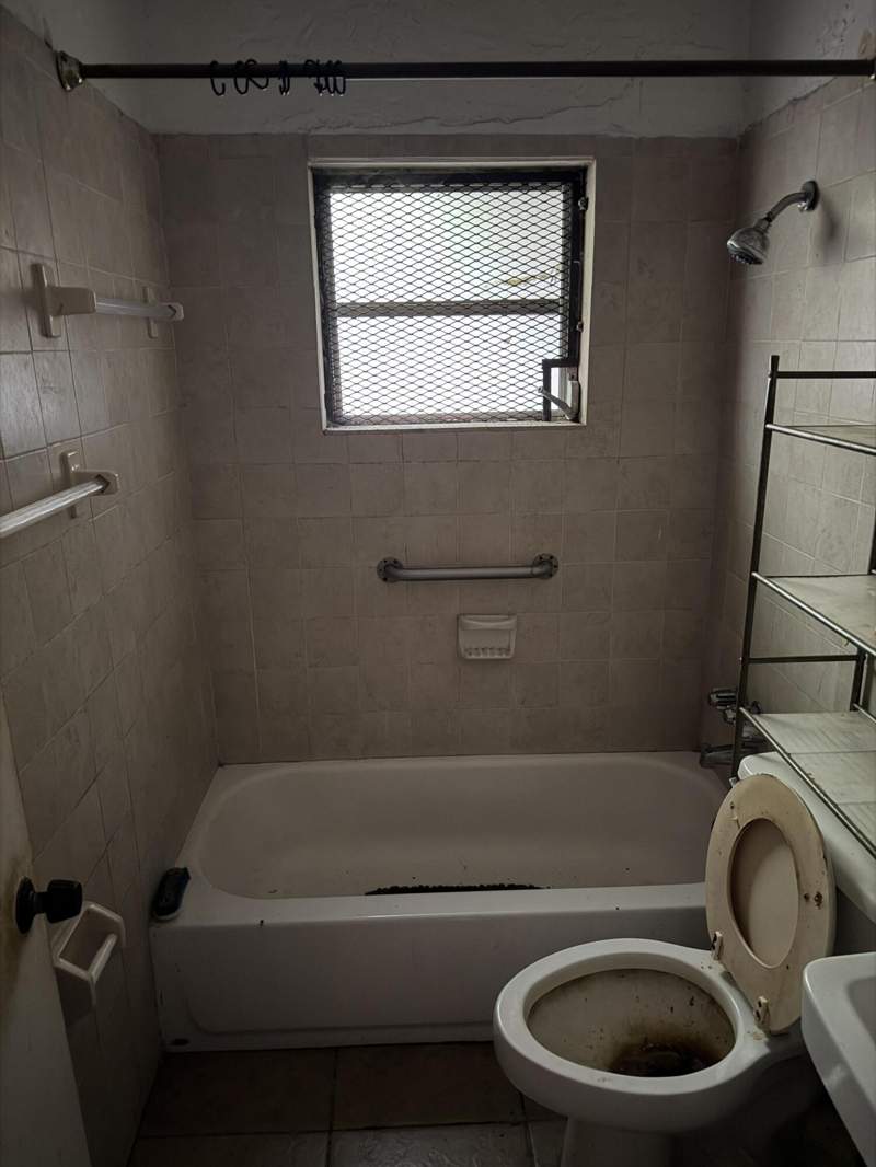 2 bedroom SingleFamilyResidence at 1280 NW 51st Street, Palm Park Amd, Miami — photo 5