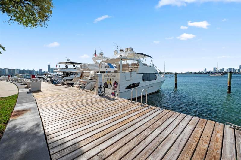 2 bedroom Condominium at 9 Island Ave 610, Nine Island Avenue Condo, Miami Beach — photo 2