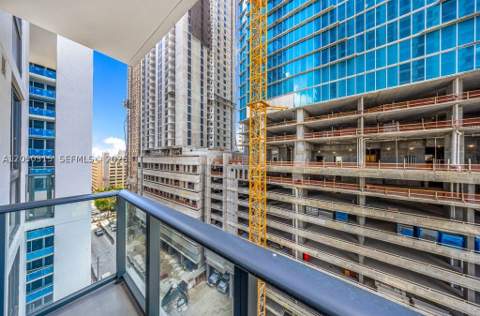 11 NE 6th St 1106, Miami FL - photo 7 of 31