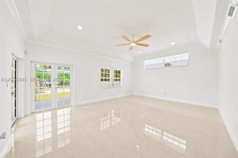 235 Atlantic Ave, Sunny Isles Beach FL - photo 24 of 99