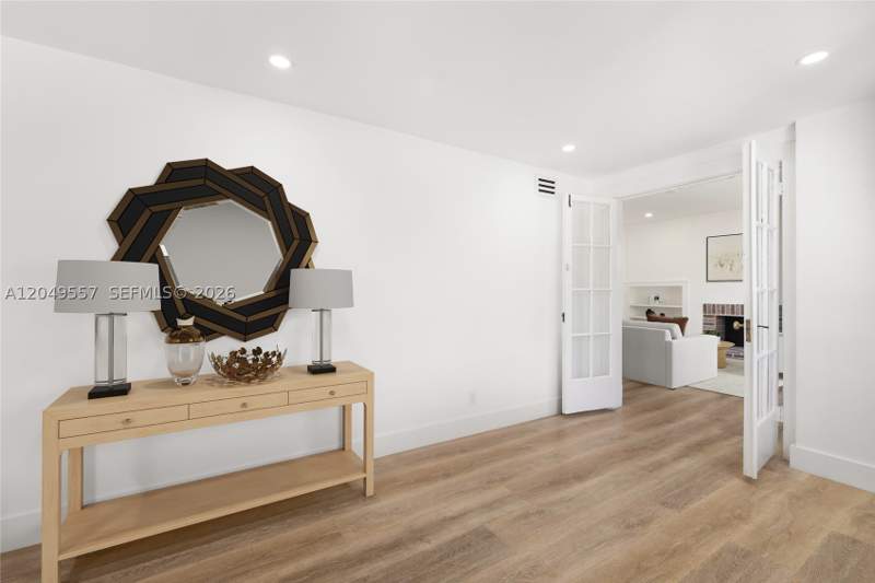 4 bedroom SingleFamilyResidence at 7111 SW 63rd Ave, Royal Palm Villas, South Miami — photo 3