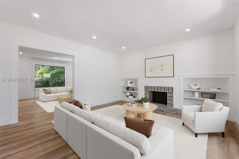 4 bedroom SingleFamilyResidence at 7111 SW 63rd Ave, Royal Palm Villas, South Miami — photo 4