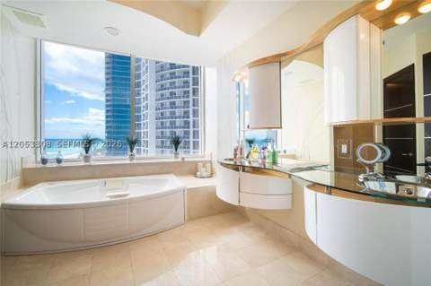 18101 Collins Ave 1101, Sunny Isles Beach FL - photo 9 of 26