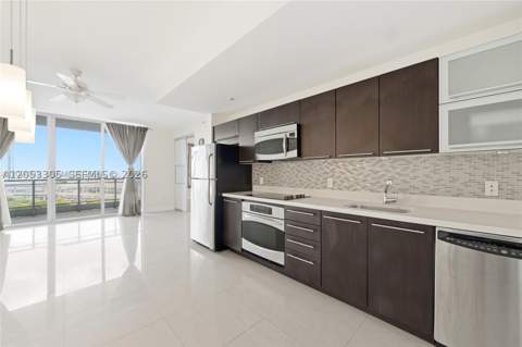 90 SW 3rd St 1409, Miami FL - photo 7 of 36