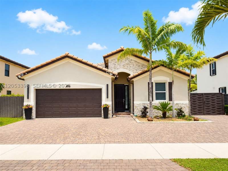 3 bedroom SingleFamilyResidence at 28151 SW 128th Path, Lake Frances Subdivision, Homestead — photo 2