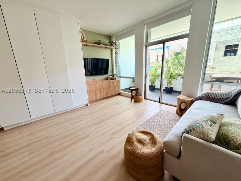 0 bedroom Condominium at 700 Biltmore Way 308, David William Hotel Condo, Coral Gables — photo 2